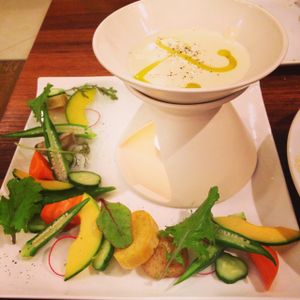 vegan fondue at CHOICE in Kyoto