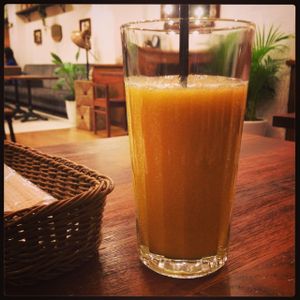 finally, a place that serves LARGE smoothies! at CHOICE in Kyoto