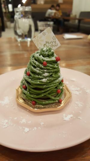Seasonal desserts at CHOICE in Kyoto