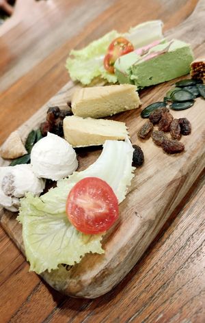 チーズ盛り合わせ at CHOICE in Kyoto