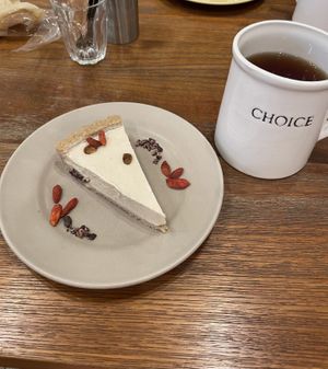 Rum and raisin cheesecake with gogi berries and cacao nibs  at CHOICE in Kyoto