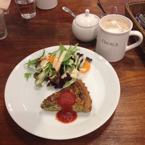 quiche and coffee combo at CHOICE in Kyoto