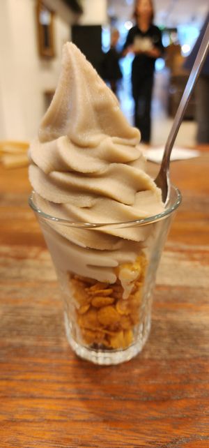 Ice cream and corn flakes at CHOICE in Kyoto