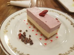 strawberry lemon raw cake at CHOICE in Kyoto