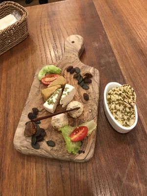 Cheese board with crackers. Yum! at CHOICE in Kyoto