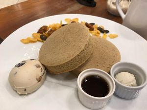 Vegan cheese pancake  at CHOICE in Kyoto