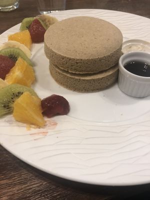 Pancakes with fruit  at CHOICE in Kyoto