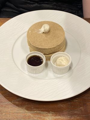 Plain pancake stack at CHOICE in Kyoto