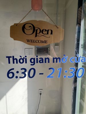 Opening times at Quán Hủ tiếu chay Nhân Tâm in Ho Chi Minh City