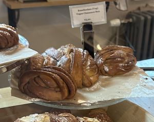 Vegan options   at St George Bakery in Helsinki