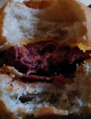 La Vie burger (Dec 2021) at Hank Cuisine Végétale - Archives in Paris