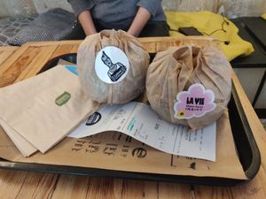 L'allumé et la vie at Hank Cuisine Végétale - Archives in Paris