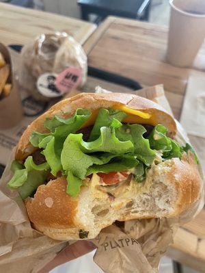   at Hank Cuisine Végétale - Archives in Paris