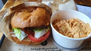 Ronald with extra bacon and coleslaw at Hank Cuisine Végétale - Archives in Paris