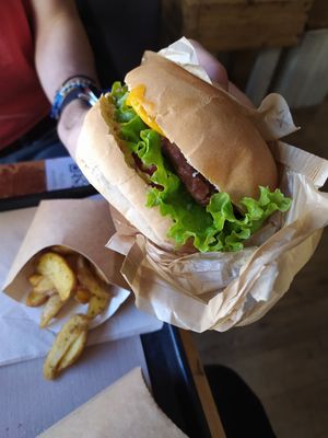 Ronald burger at Hank Cuisine Végétale - Archives in Paris