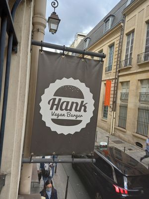  at Hank Cuisine Végétale - Archives in Paris