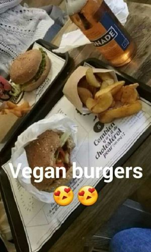 Burgers at Hank at Hank Cuisine Végétale - Archives in Paris