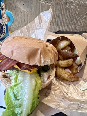   at Hank Cuisine Végétale - Archives in Paris