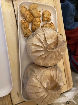   at Hank Cuisine Végétale - Archives in Paris