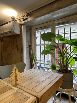   at Hank Cuisine Végétale - Archives in Paris