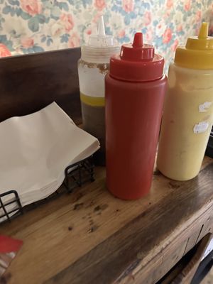   at Hank Cuisine Végétale - Archives in Paris