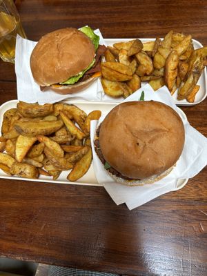   at Hank Cuisine Végétale - Archives in Paris