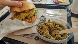 burger with cous cous salad at Hank Cuisine Végétale - Archives in Paris