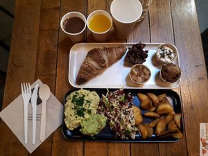 Full brunch at Hank Cuisine Végétale - Archives in Paris