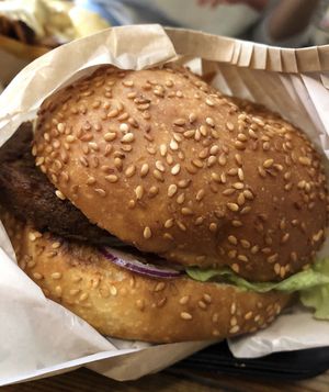 Veggie burger. at Hank Cuisine Végétale - Archives in Paris