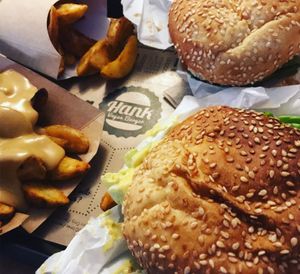 Burger menu  at Hank Cuisine Végétale - Archives in Paris