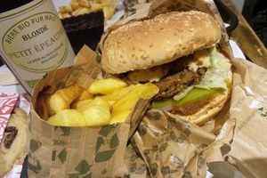 Hank Vegan Burger at Hank Cuisine Végétale - Archives in Paris