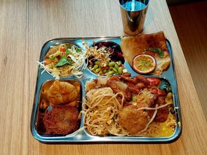 LECKER at Dhaba Beas in Plzen