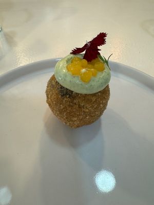  at Let It Bloom in Valencia