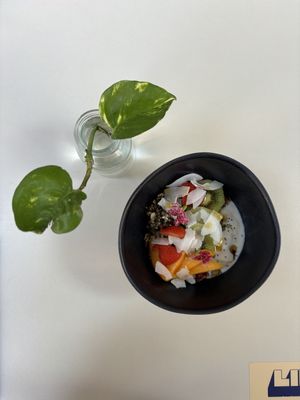 The granola was delicious, the fresh fruit tasted so amazing!  at Let It Bloom in Valencia