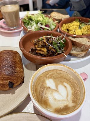   at Let It Bloom in Valencia