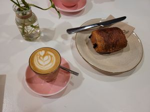  at Let It Bloom in Valencia