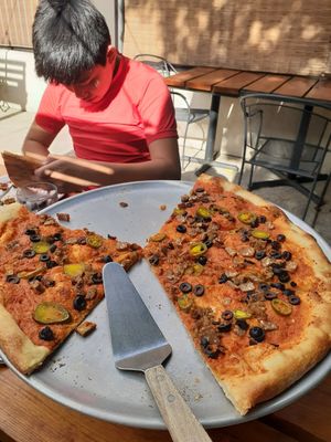 Super yummy vegan pizza at Pizza Fino in Portland