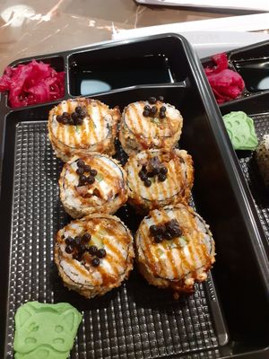 Unagi rolls at Sushiba by Dobraw - Сушибар in Moscow