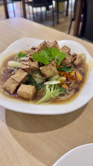 Sunflower Bowl  at Sunflower Thai Vegetarian Restaurant in Auckland
