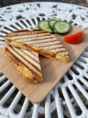 Toast at Hallska Gårdens Café in Graenna