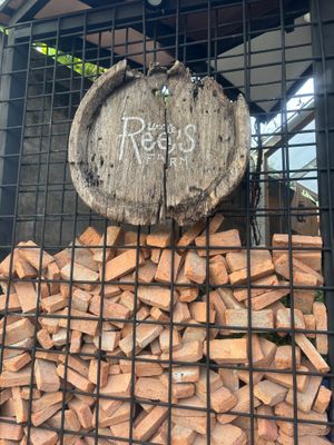 Logo at Uncle Ree Farm - ฟาร์มลุงรีย์  in Bangkok