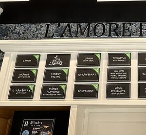 Menu with vegan labeles   at L'amore Per Il Gelato in Zadar