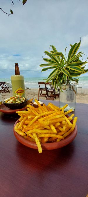 Fritas com paprica e ervas at Restaurante Awa Mar in Cairu
