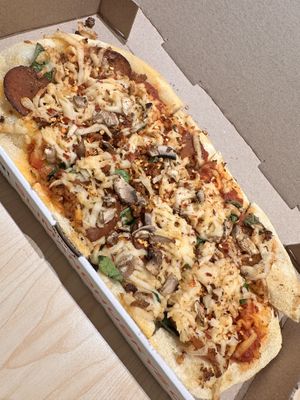   at BNA - Slim & Huskie's - Concourse C in Nashville