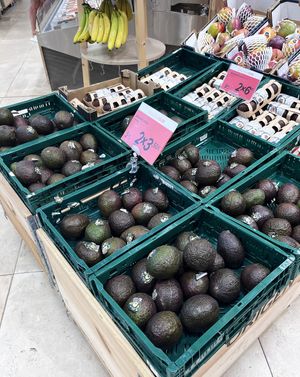 I swear these are the best tasting aguacates in Premia de Mar! at Ametller Origen — Marina Port in Premia De Mar