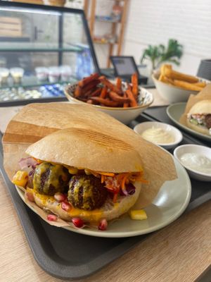 Pita vegan  at Yafel in Marseille