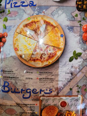 Vegetarian pizza options at Safar in Almaty