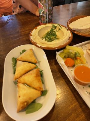 Veggie triangles and hummus   at Umi Falafel - Dame St in Dublin