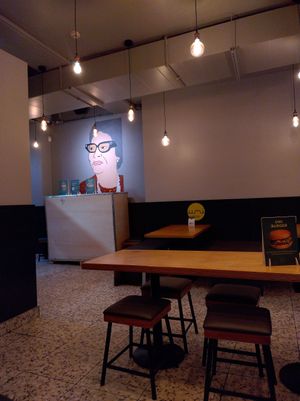 Seating at Umi Falafel - Dame St in Dublin