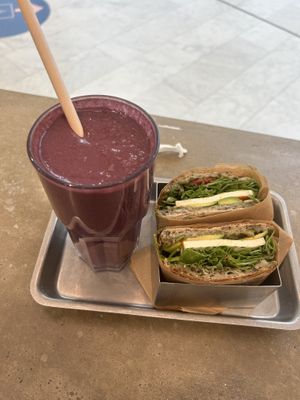 sir pesto and a blueberry smoothiee  at Plants By Us in Helsinki
